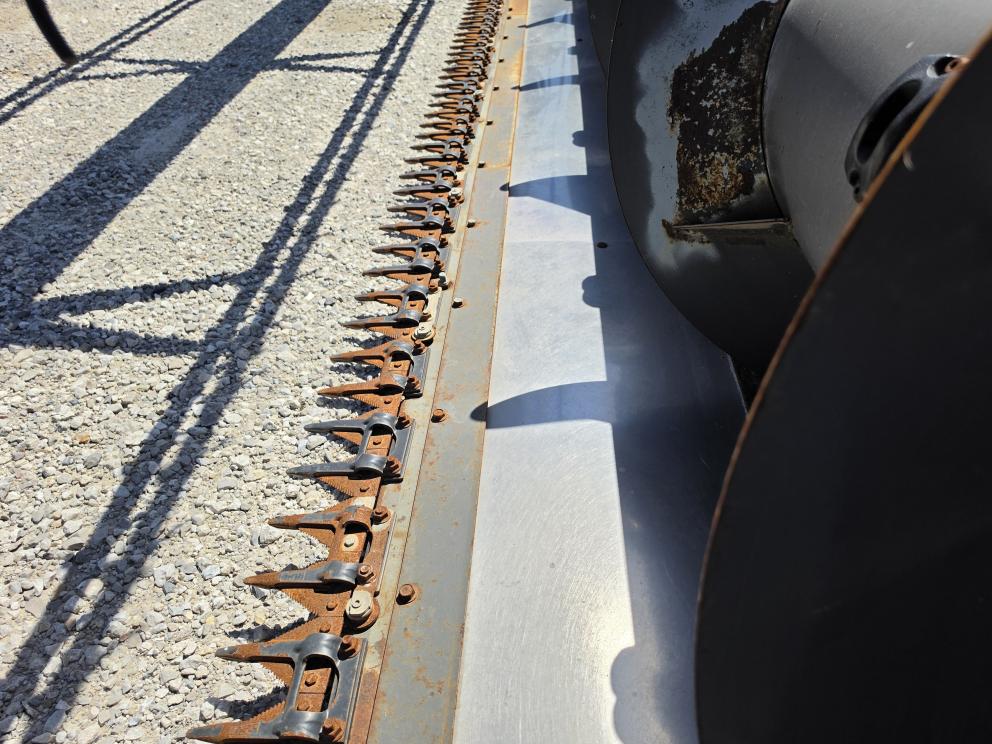 Image for 2007 Gleaner 8200-30R