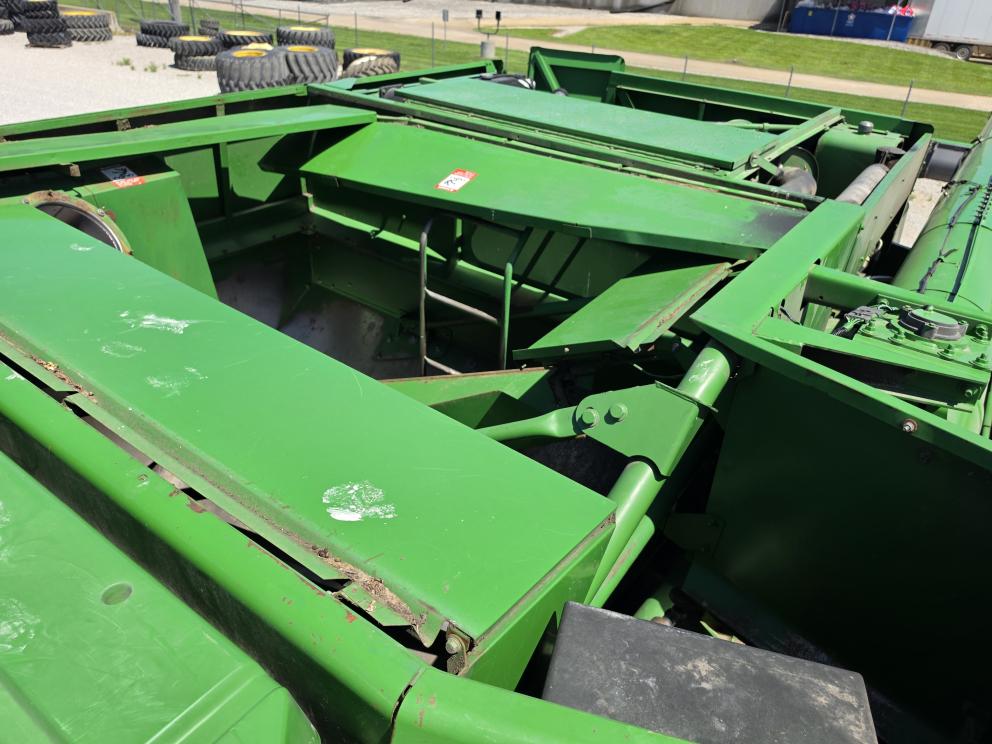 Image for 1994 John Deere 9600