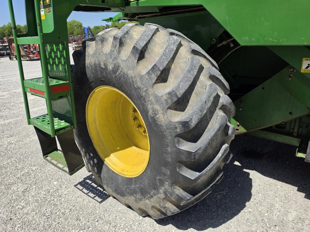 Image for 1994 John Deere 9600