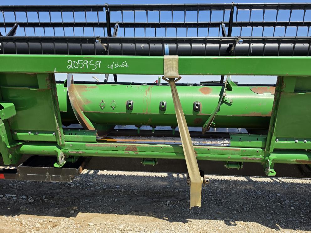 Image for 2015 John Deere 635F