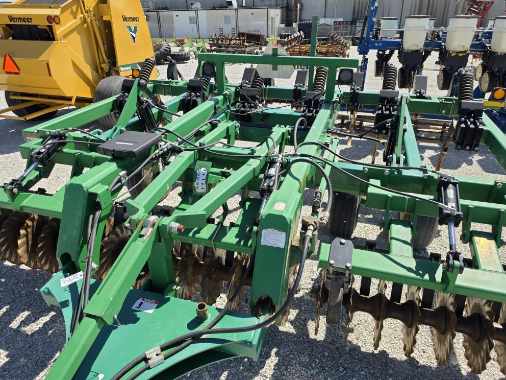 Image for 2011 Great Plains TC5111