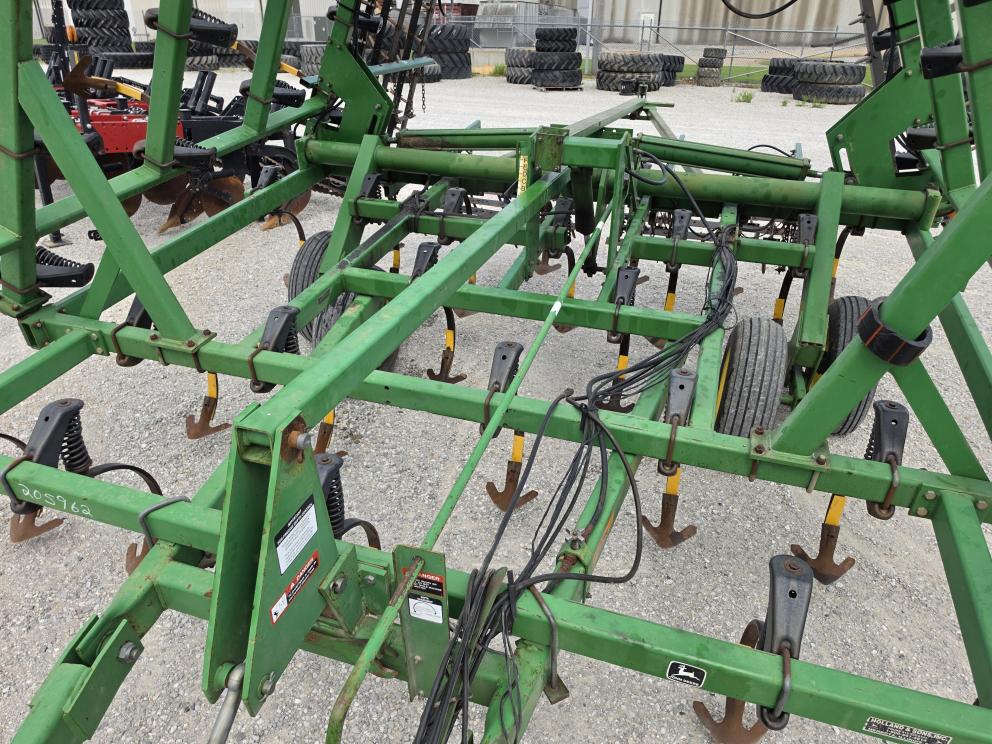 Image for 1994 John Deere 980