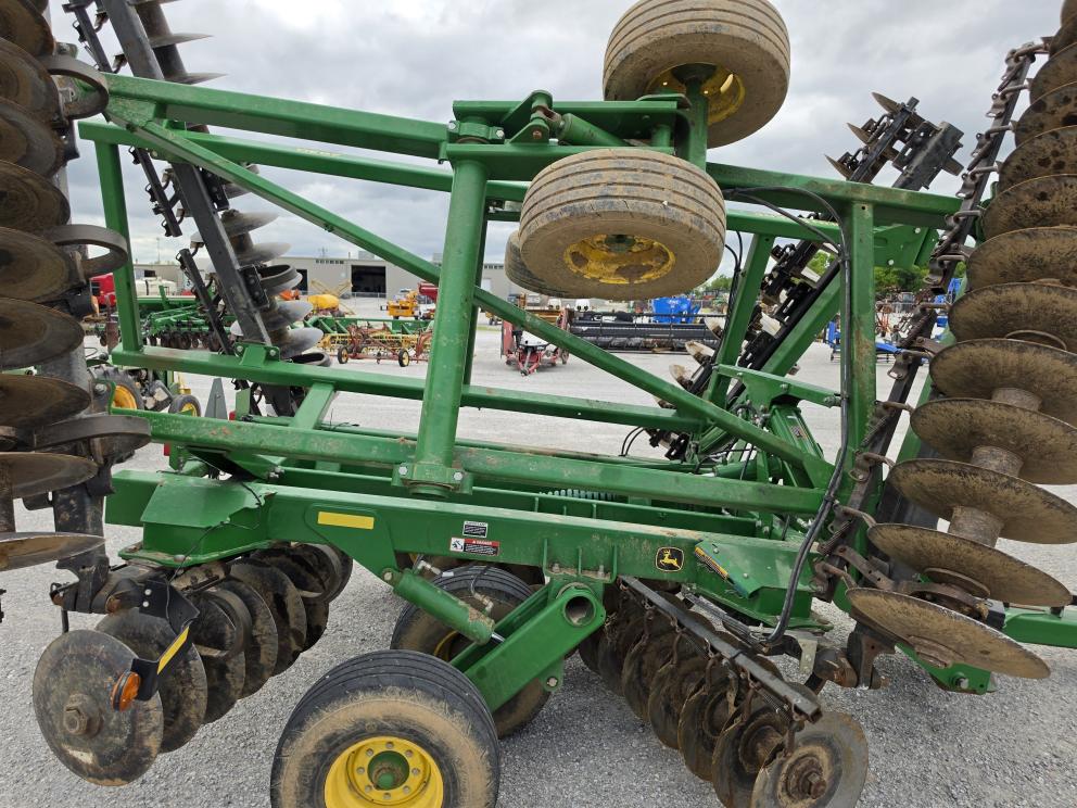 Image for 2019 John Deere 2630