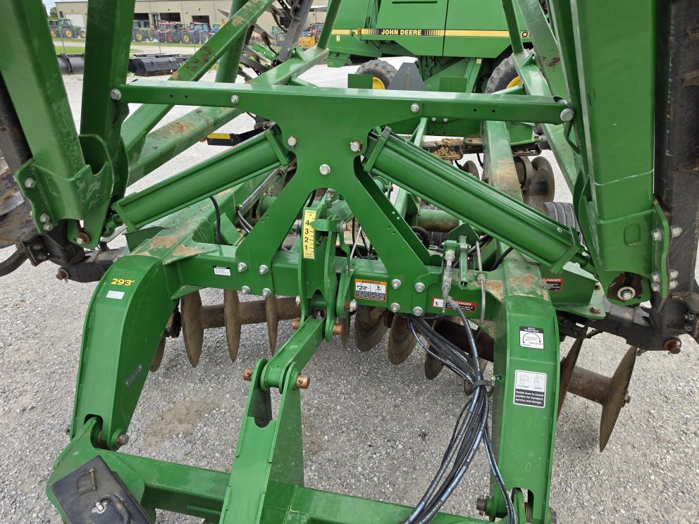 Image for 2019 John Deere 2630