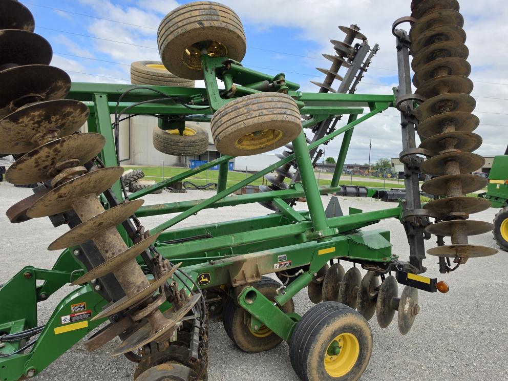 Image for 2019 John Deere 2630