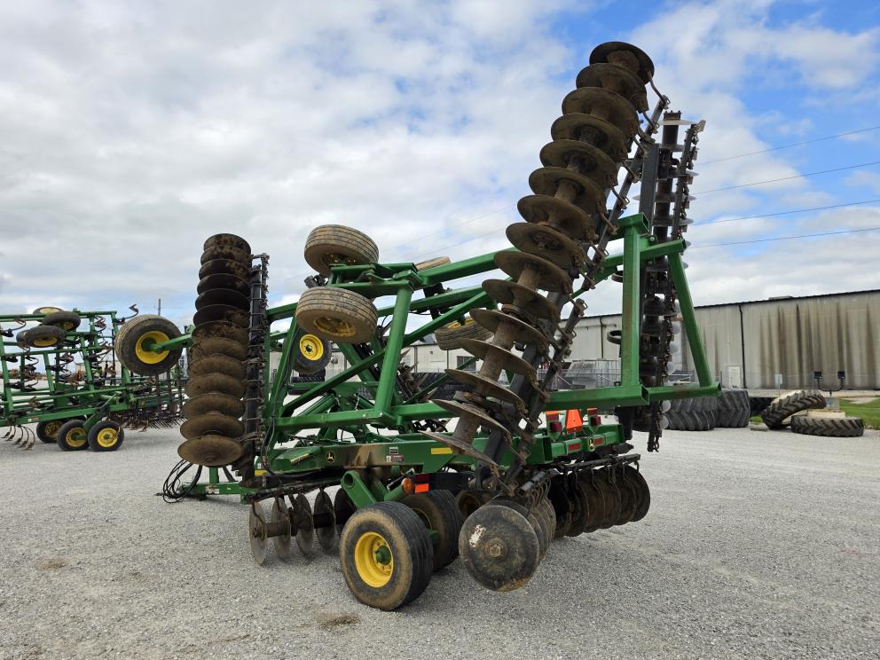 Image for 2019 John Deere 2630