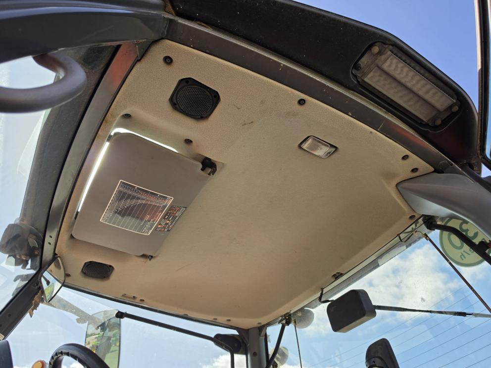 Image for 2015 Kubota M7-171 Premium