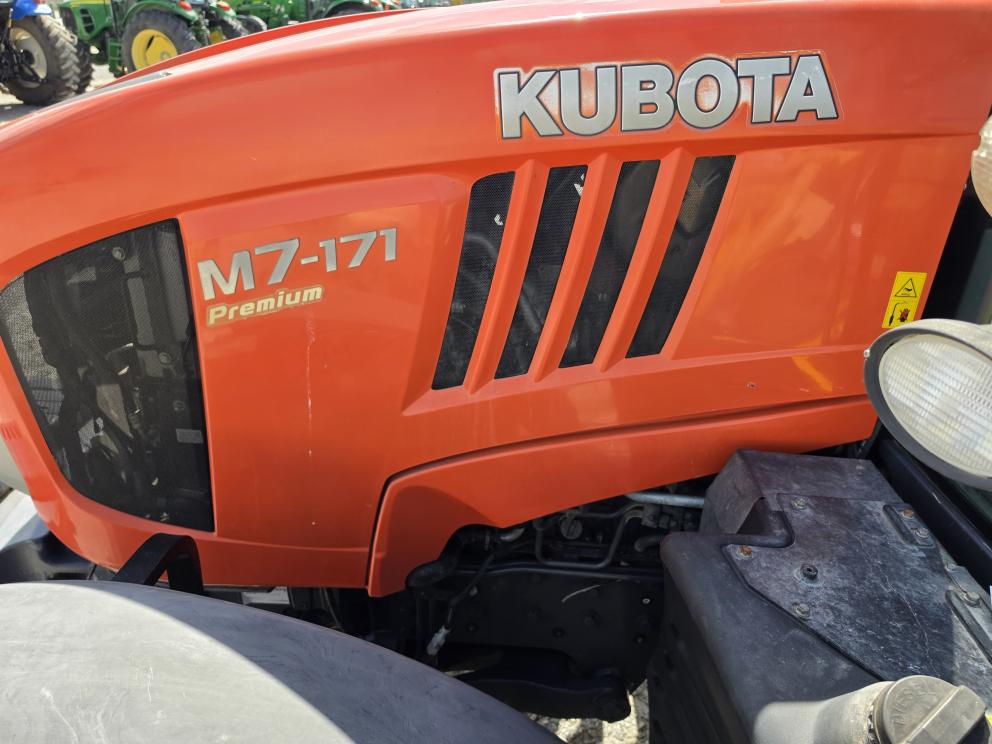 Image for 2015 Kubota M7-171 Premium