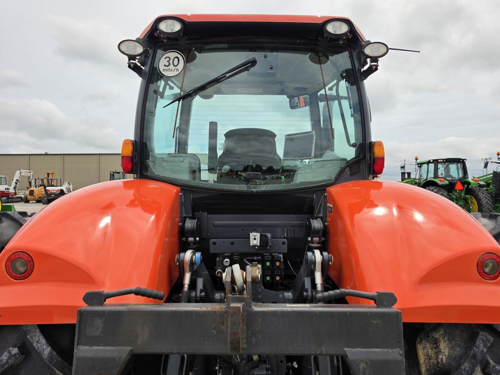 Image for 2015 Kubota M7-171 Premium
