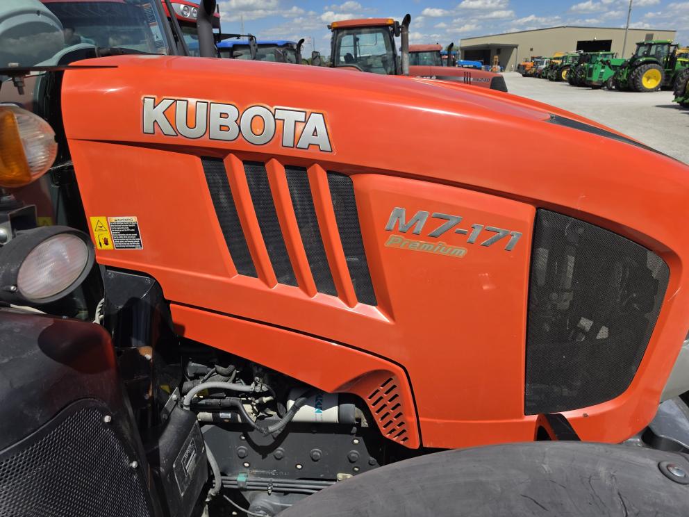 Image for 2015 Kubota M7-171 Premium