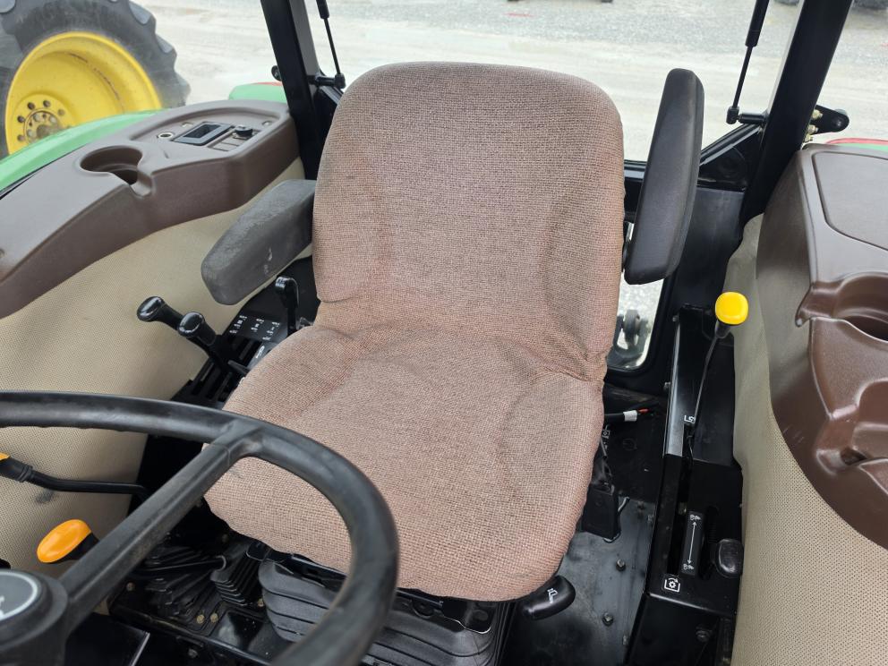 Image for 2009 John Deere 5101E