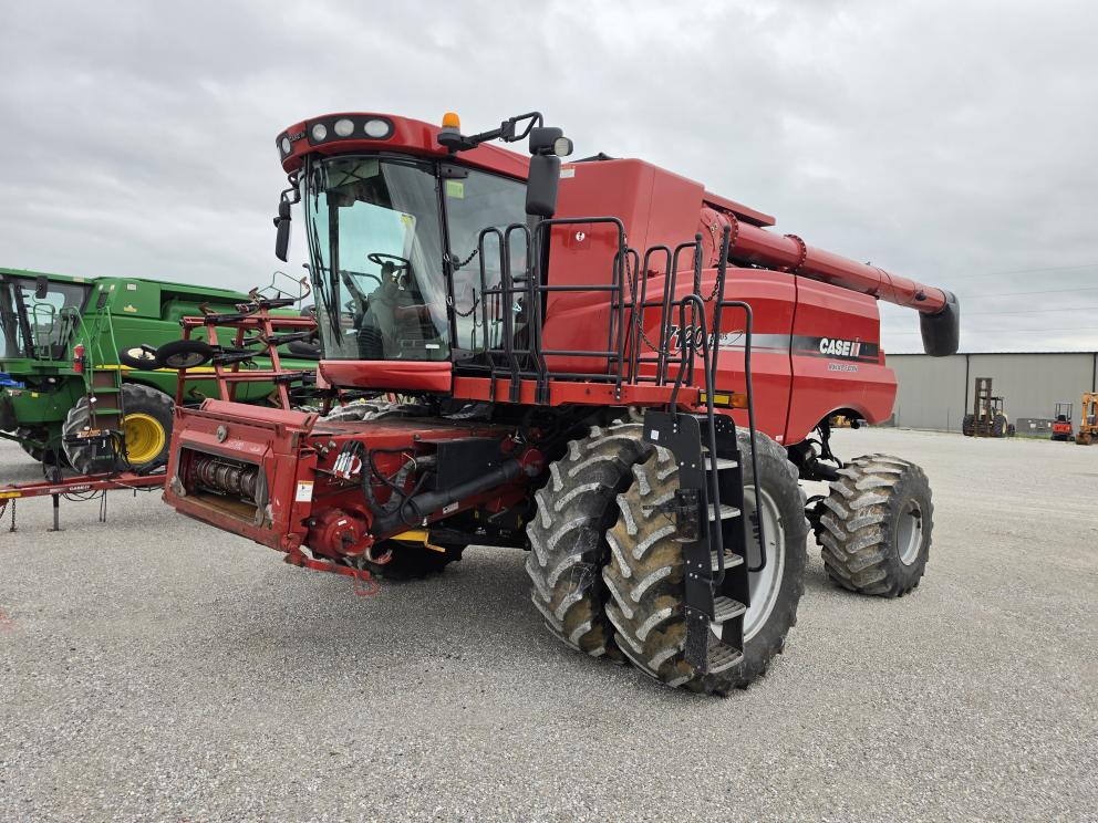 Image for 2011 Case IH 7120