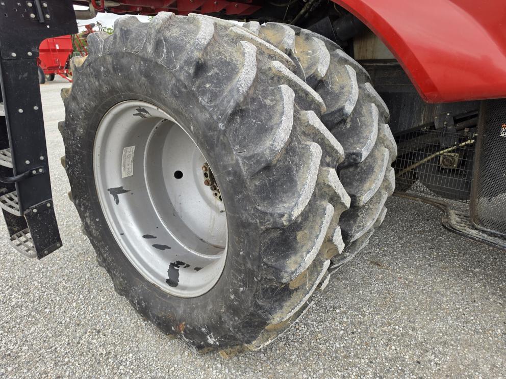 Image for 2011 Case IH 7120