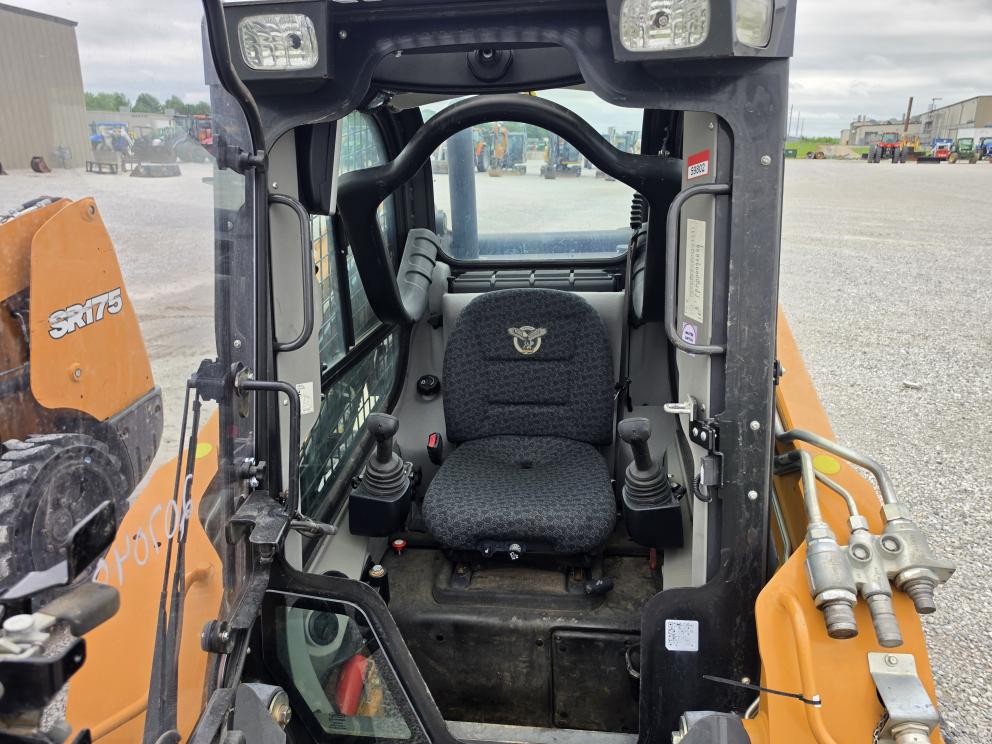 Image for 2020 Case TV450B