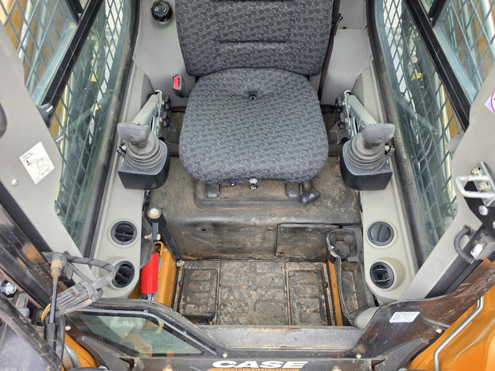 Image for 2020 Case TV450B