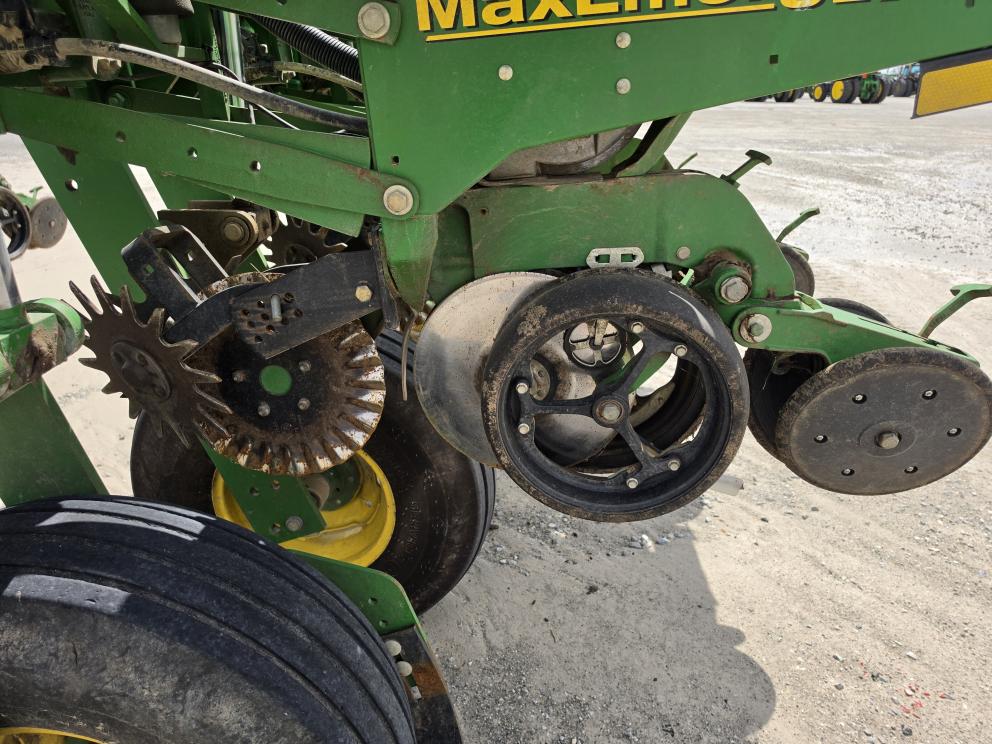 Image for 2007 John Deere 1770NT