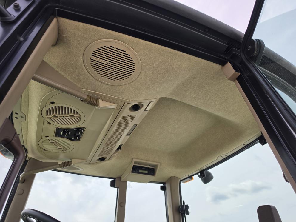 Image for 2007 John Deere 6415