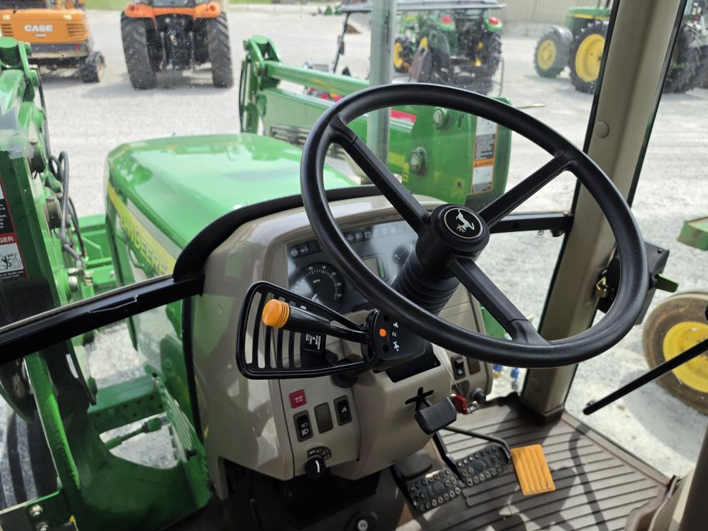 Image for 2007 John Deere 6415