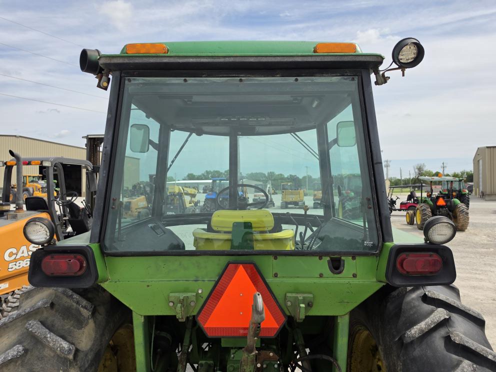 Image for 1973 John Deere 4230