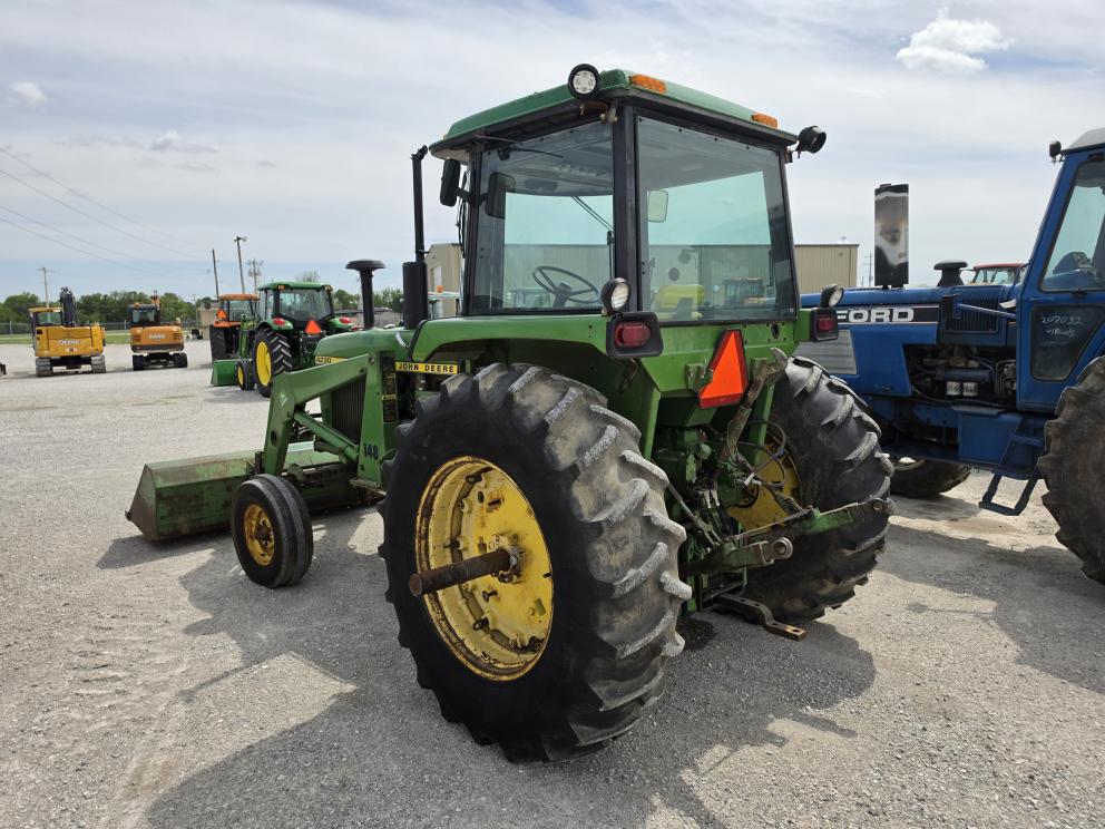 Image for 1973 John Deere 4230