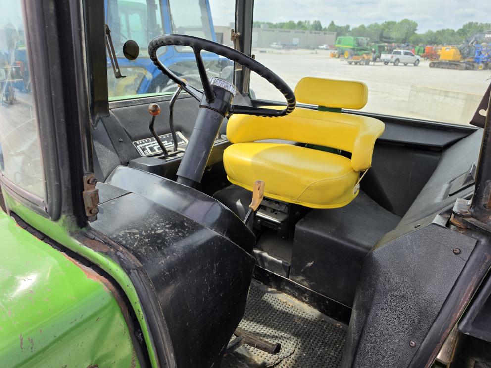 Image for 1973 John Deere 4230