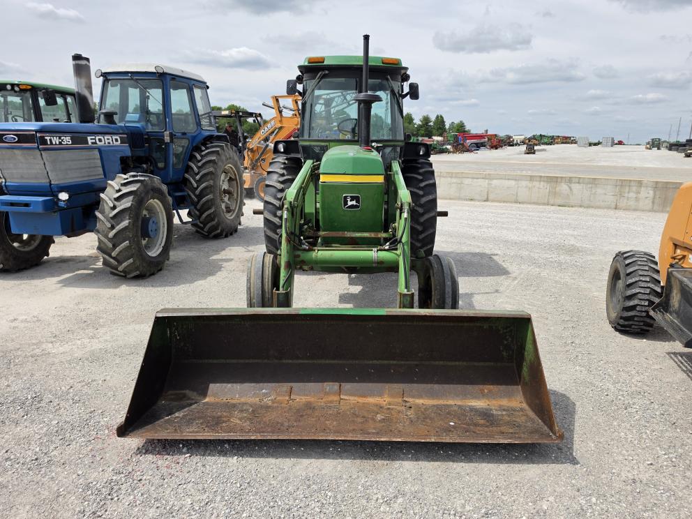 Image for 1973 John Deere 4230