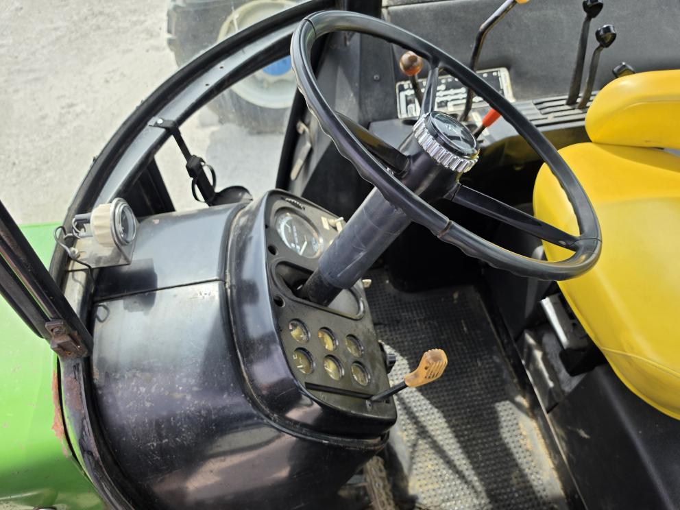 Image for 1973 John Deere 4230