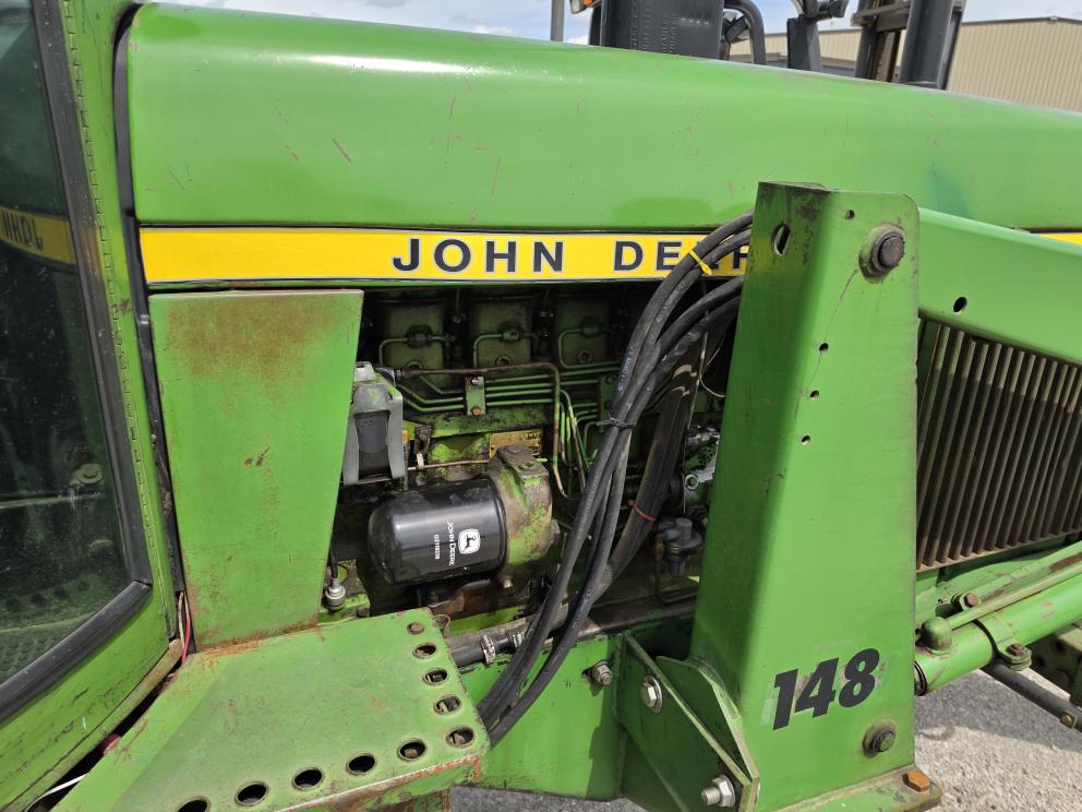 Image for 1973 John Deere 4230