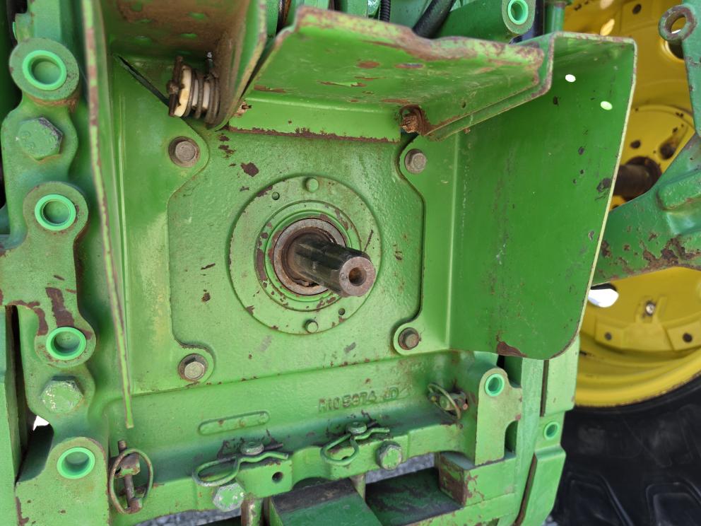 Image for 1994 John Deere 7200