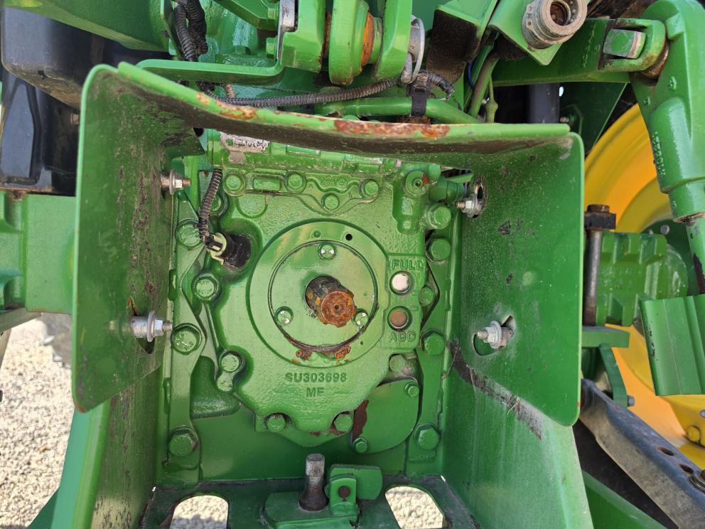 Image for 2018 John Deere 5075E