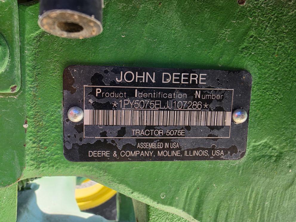 Image for 2018 John Deere 5075E
