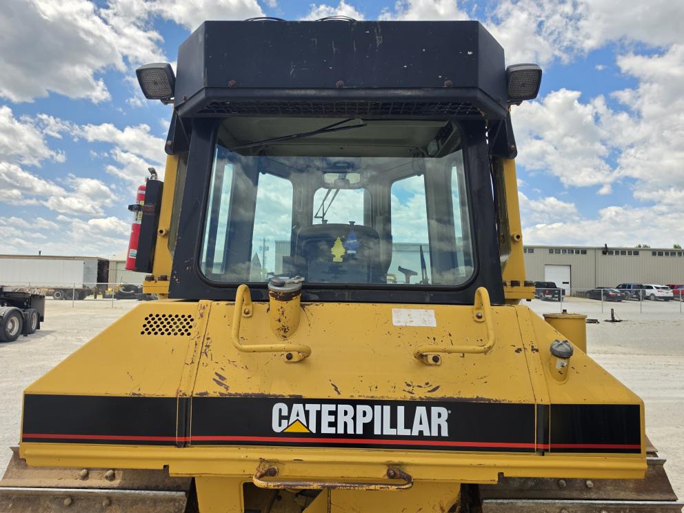 Image for 2002 Caterpillar D6M LGP