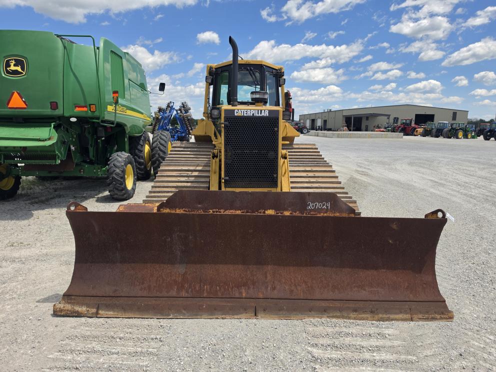 Image for 2002 Caterpillar D6M LGP