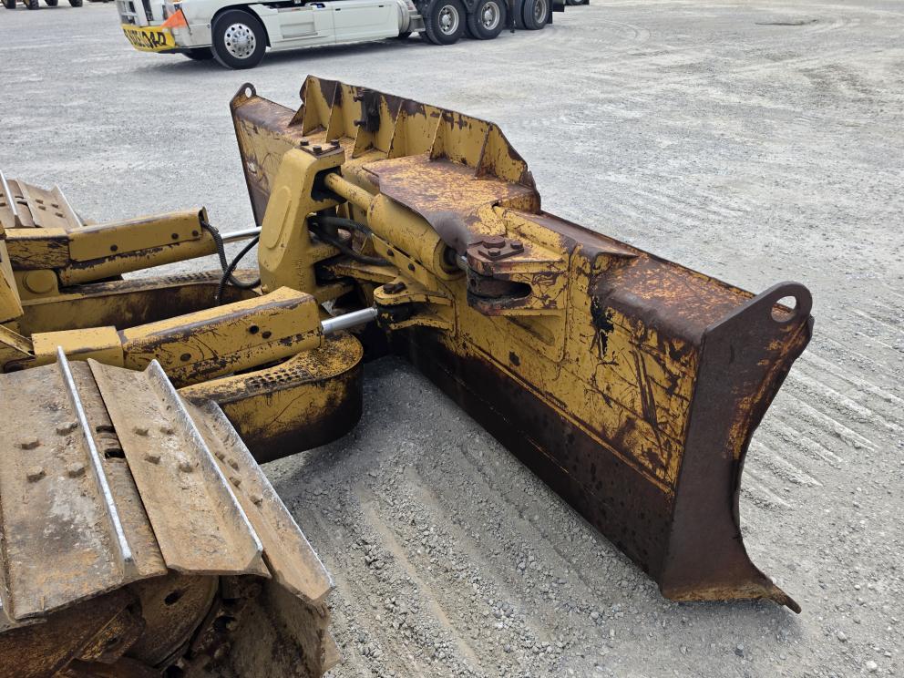 Image for 2002 Caterpillar D6M LGP