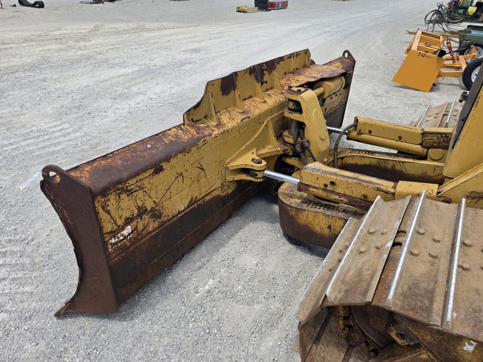 Image for 2002 Caterpillar D6M LGP
