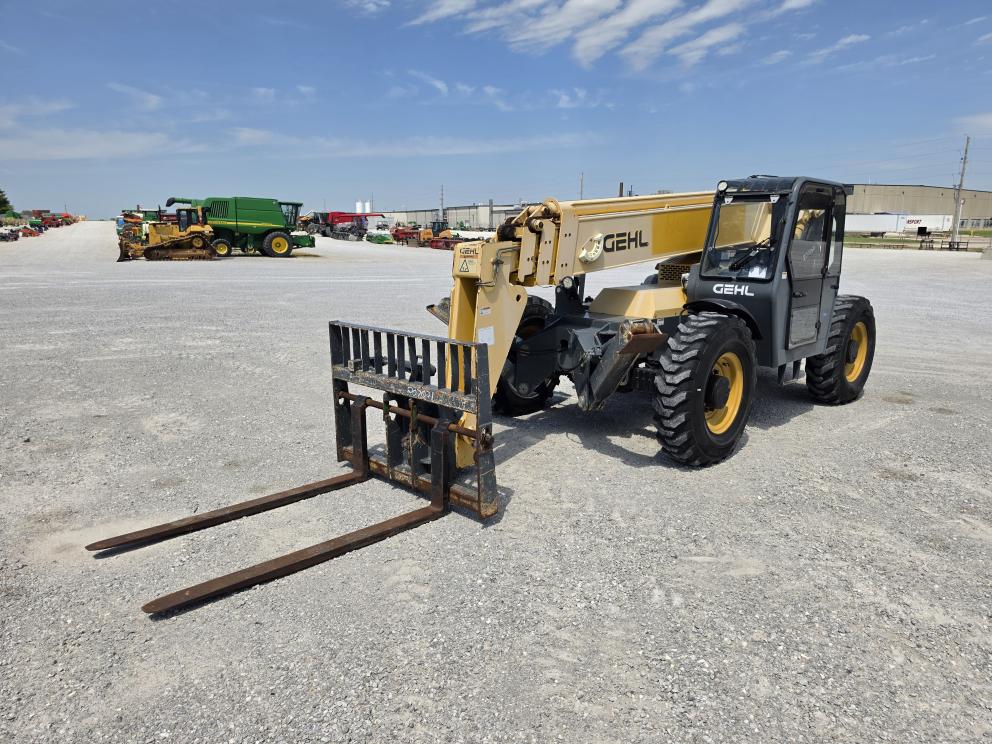 Image for 2015 Gehl RS10-55