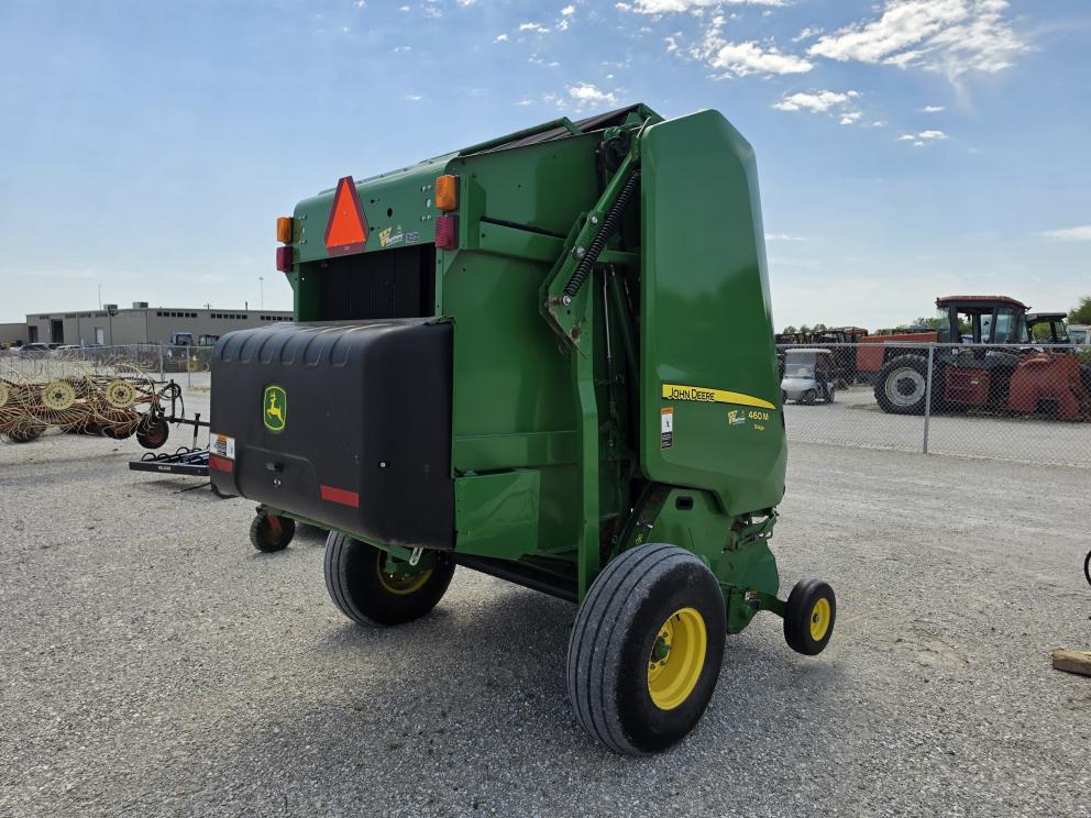Image for 2018 John Deere 460M