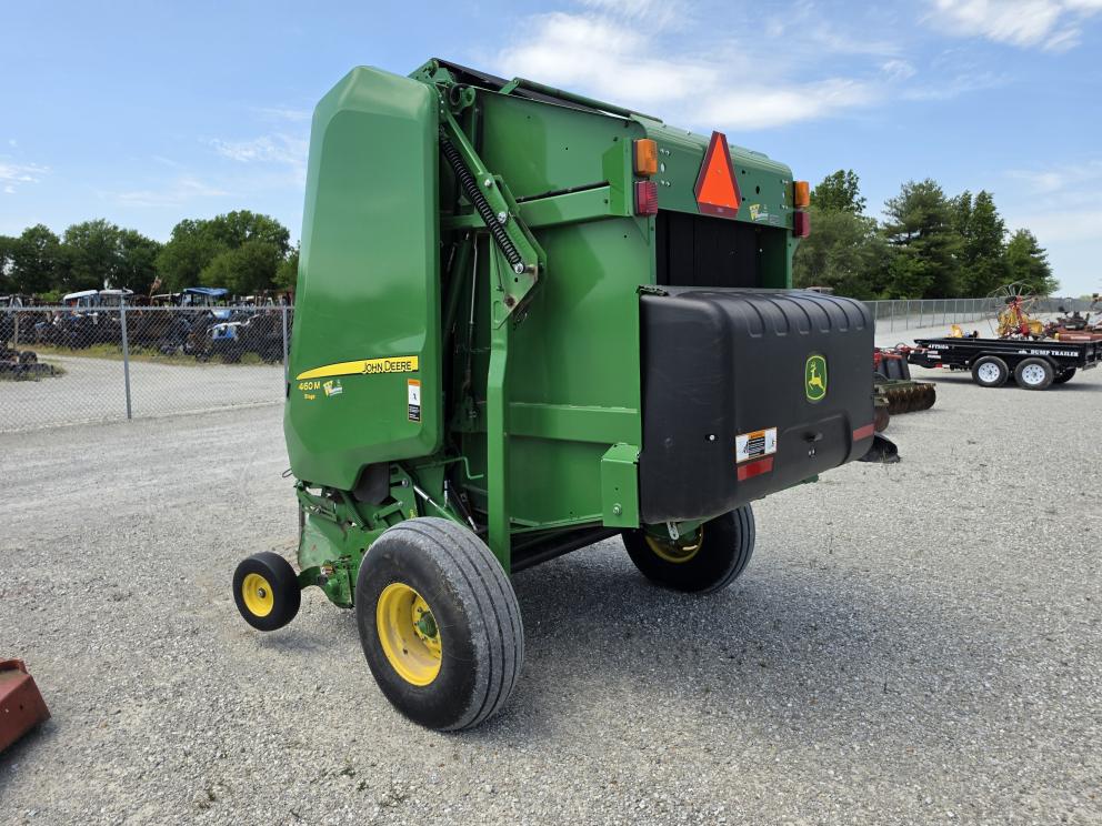 Image for 2018 John Deere 460M