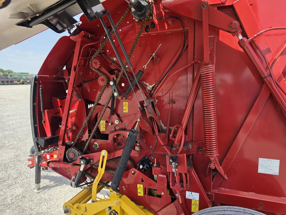 Image for 2020 New Holland Roll Belt 560