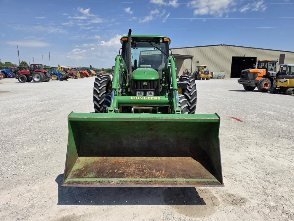 Image for 2012 John Deere 6430