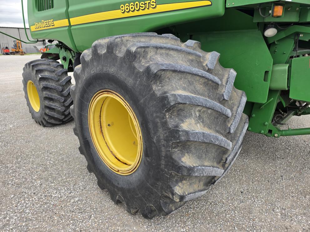 Image for 2004 John Deere 9660 STS