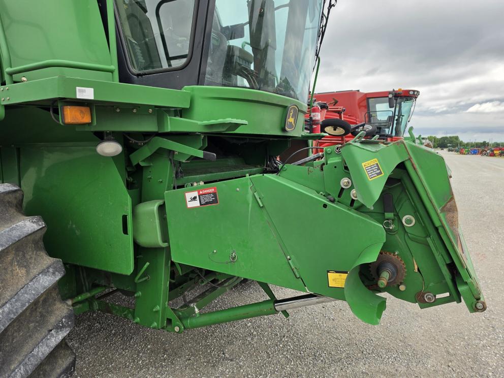 Image for 2004 John Deere 9660 STS
