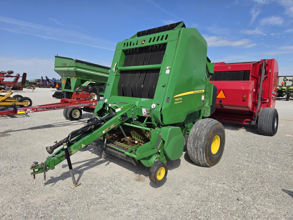 Image for 2019 John Deere 560M