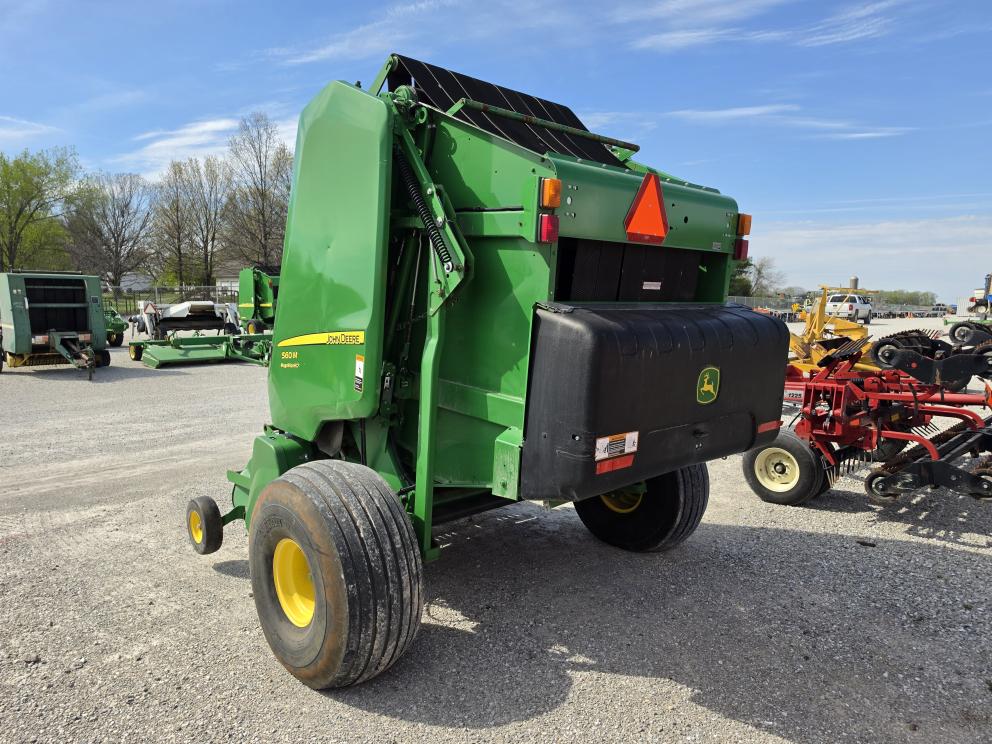 Image for 2019 John Deere 560M