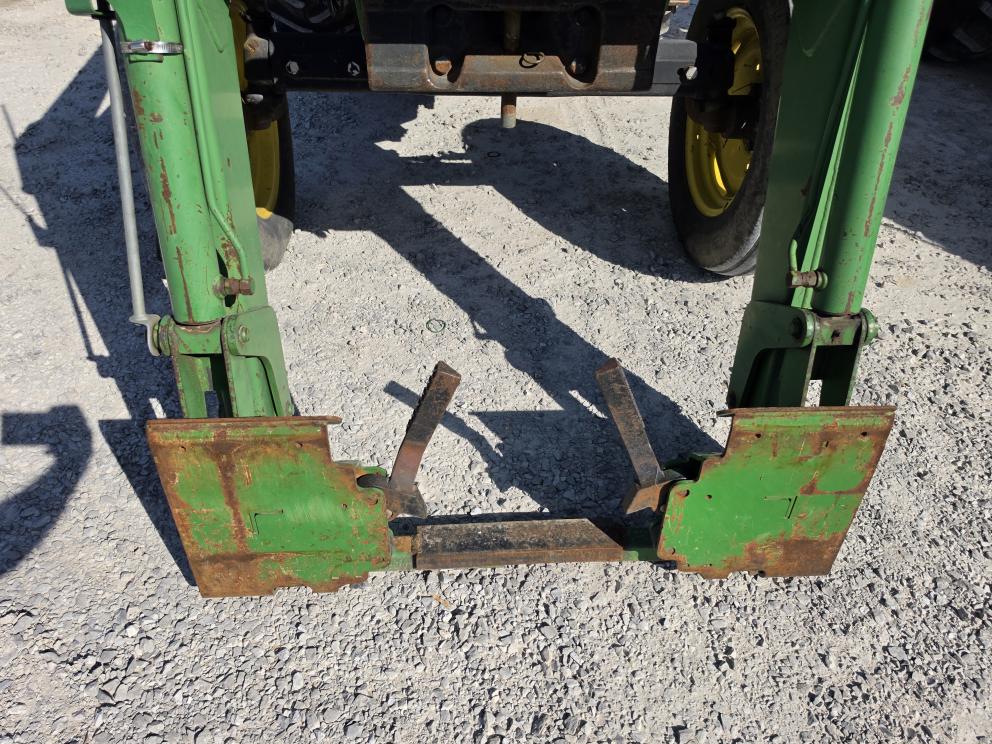 Image for 1999 John Deere 5510