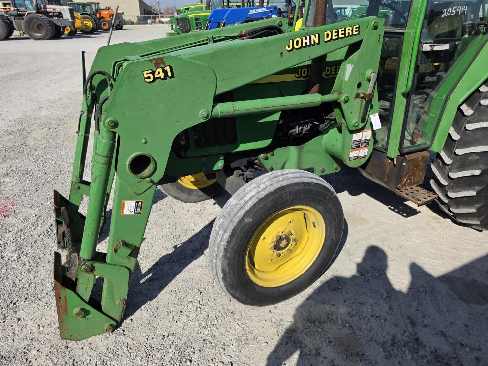 Image for 1999 John Deere 5510