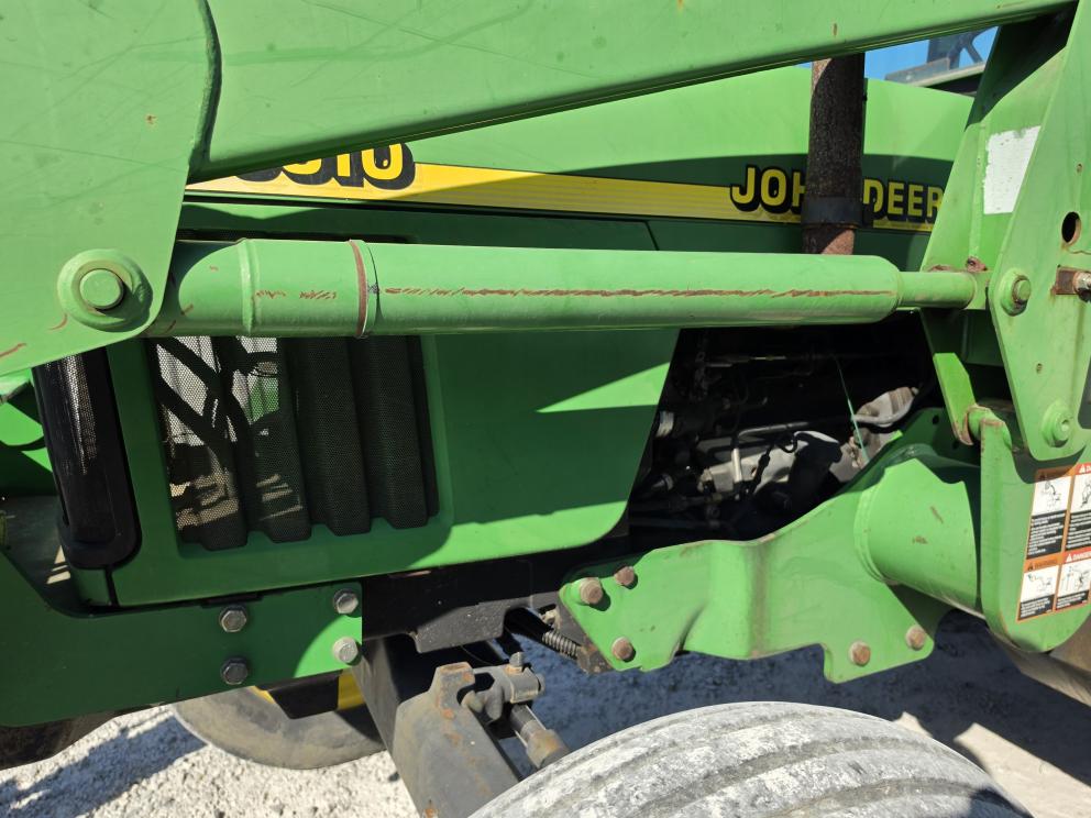 Image for 1999 John Deere 5510