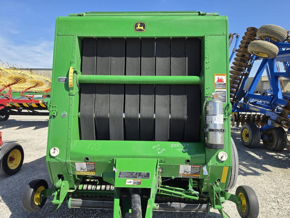 Image for 2010 John Deere 568