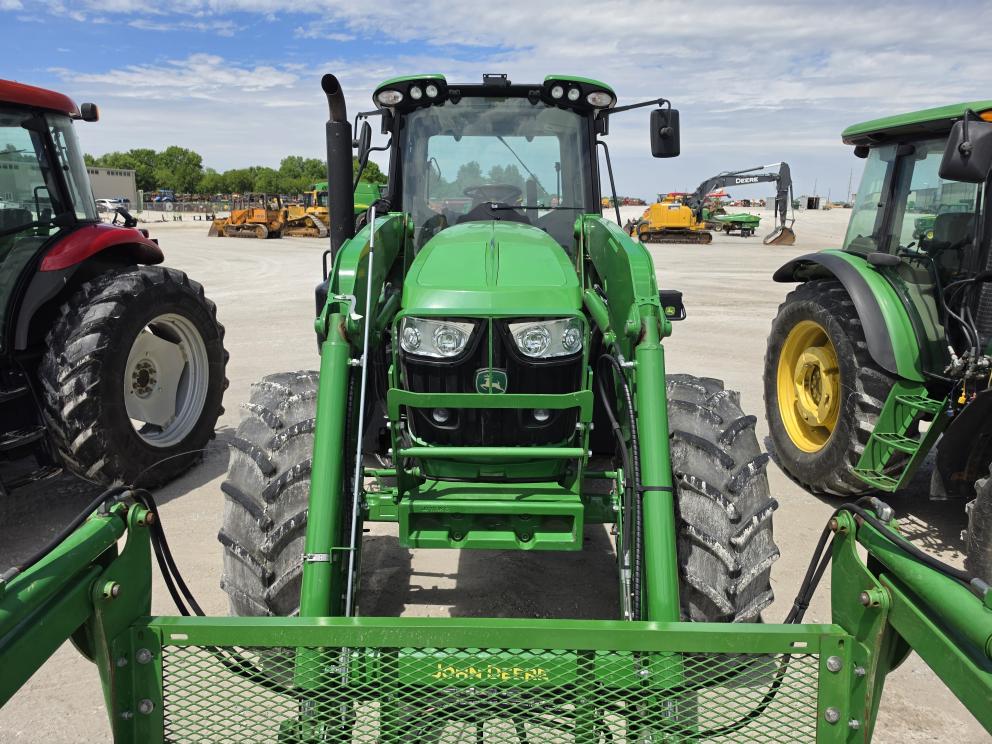 Image for 2023 John Deere 6145M