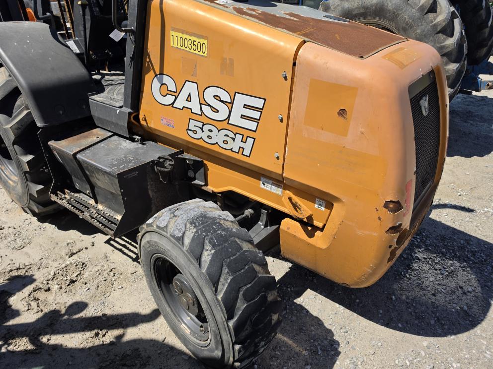 Image for 2019 Case 586H